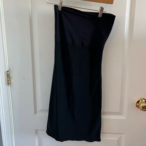 SPANX black dress shape wear